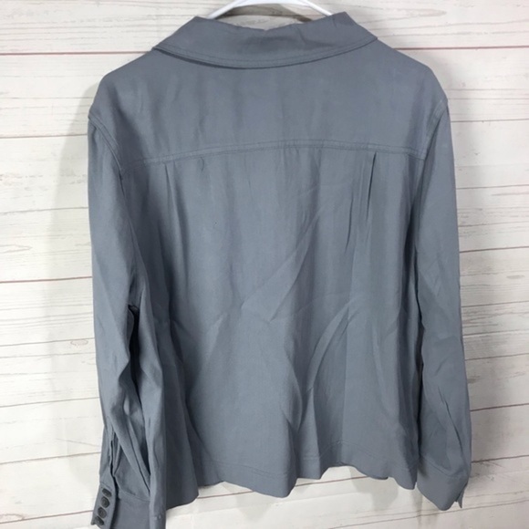 Max Jeans Women’s size medium Tencel Trade Winds Button Up Shirt Jacket NWT - Picture 5 of 5